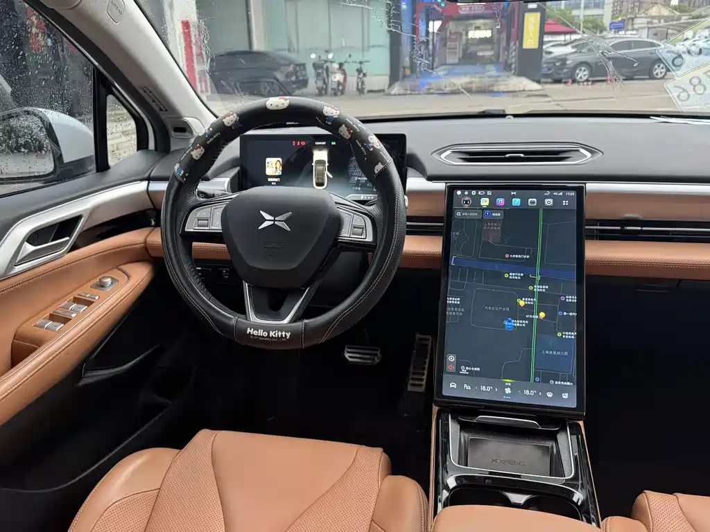 XPeng P5 — миниатюра 16