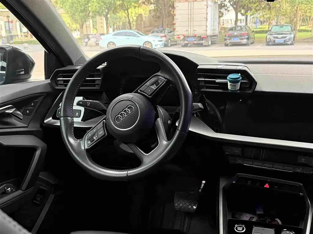 Audi A3 — миниатюра 9