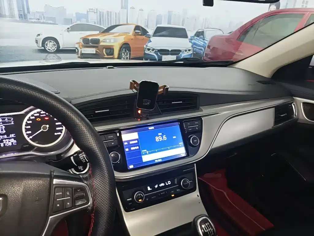 Geely Emgrand GL — миниатюра 10