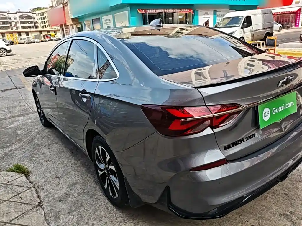 Chevrolet Monza — миниатюра 5