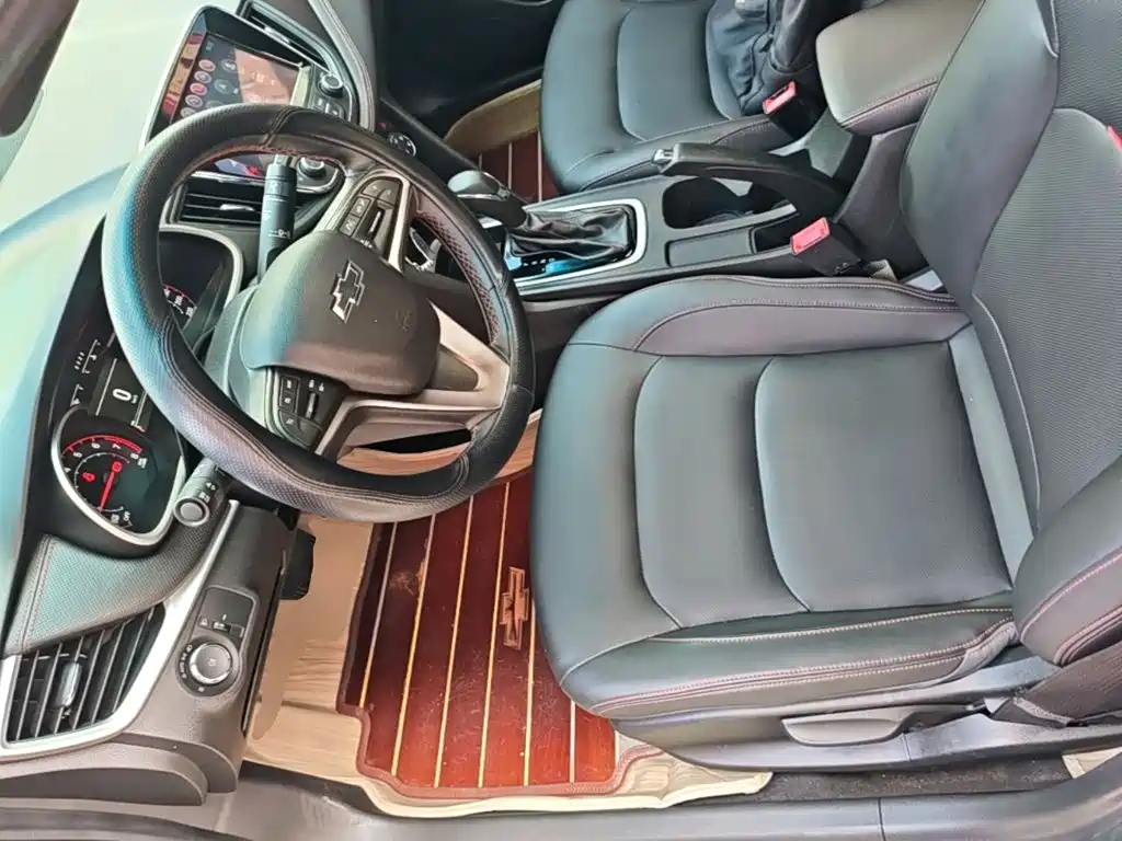 Chevrolet Monza — миниатюра 16