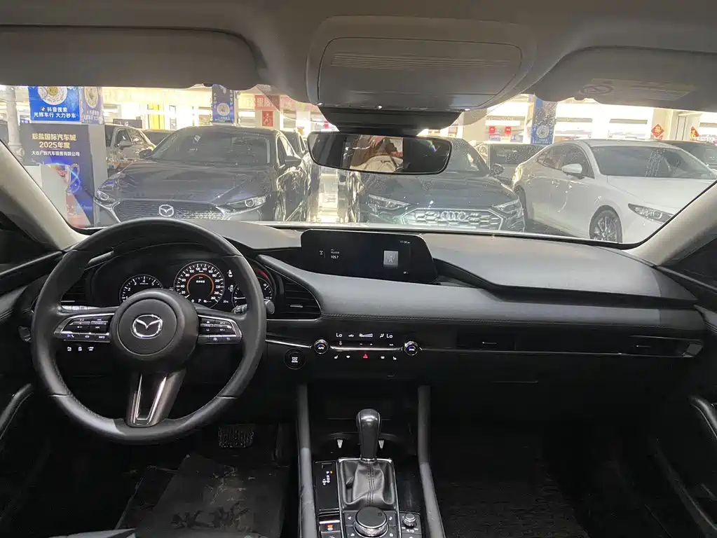 Mazda 3 Axela — миниатюра 9