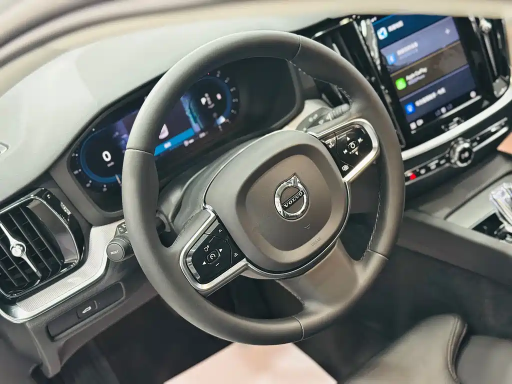 Volvo S60 — миниатюра 13