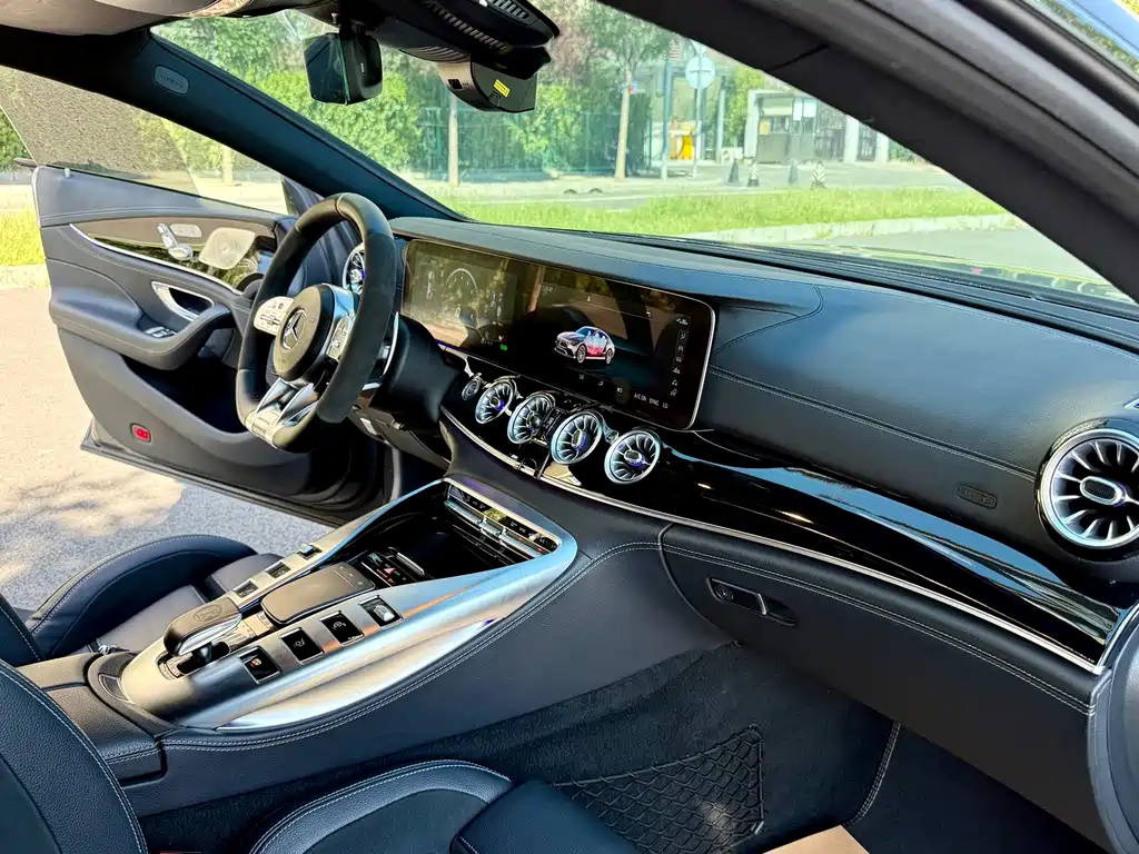 Mercedes-Benz AMG GT — миниатюра 8