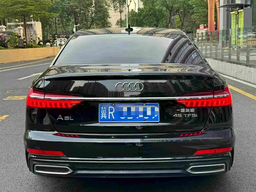 Audi A6L — миниатюра 5
