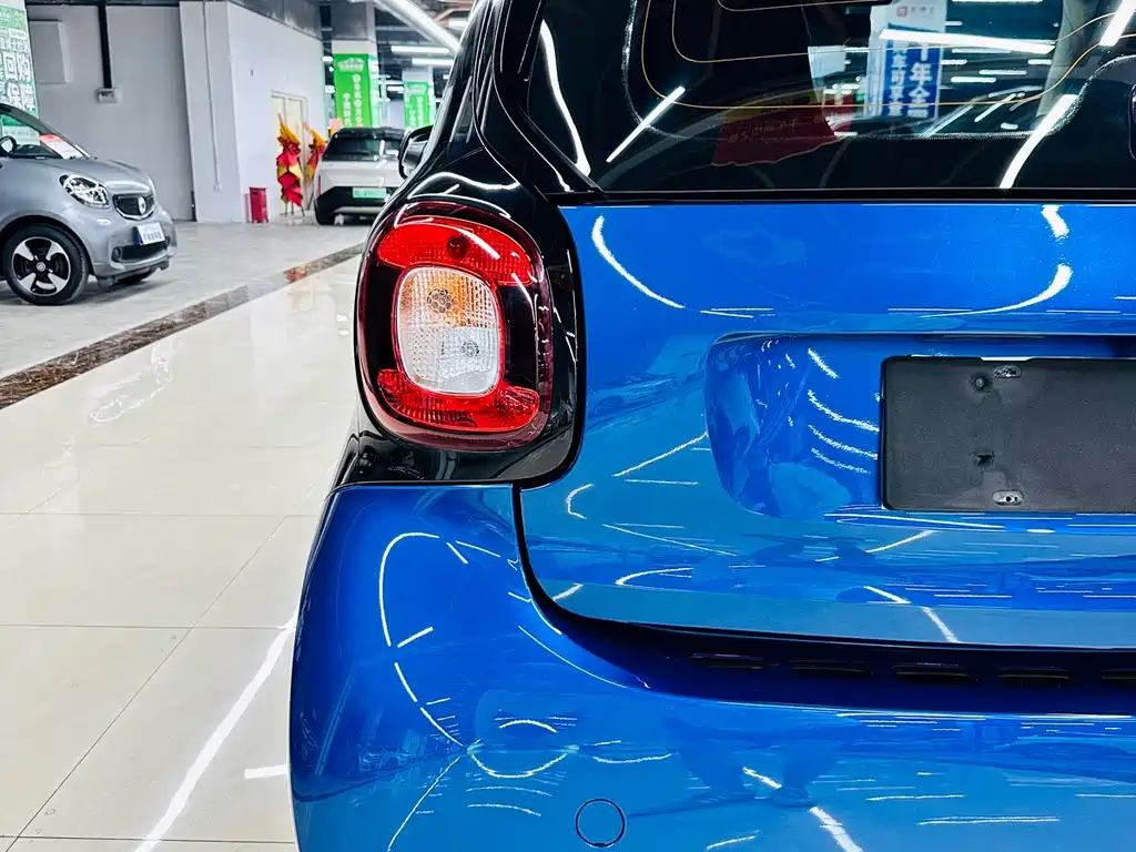 Smart fortwo 0.9T 66 kW Hardtop Pioneer Edition China V, фото 14