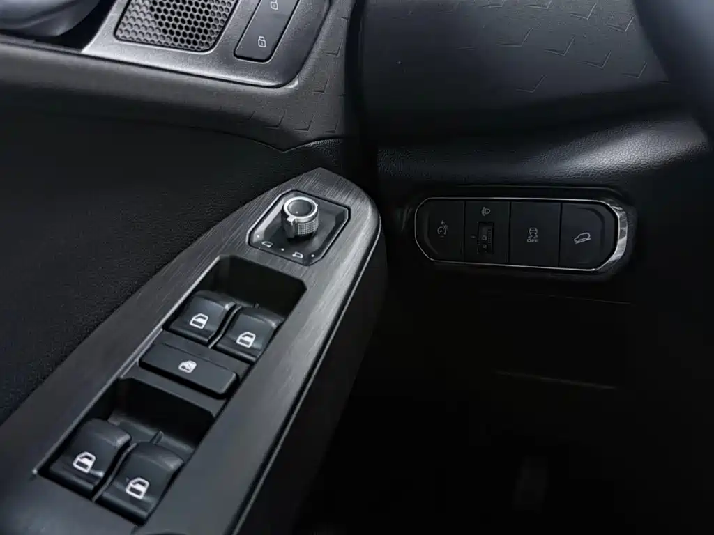 Haval Chitu — миниатюра 15