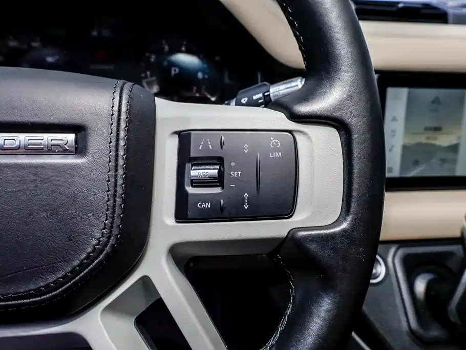 Land Rover Defender — миниатюра 15