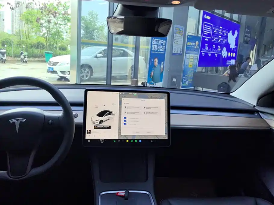 Tesla Model 3 — фотографии объявления, Фото 13