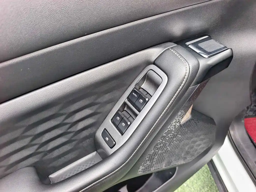 WULING WULING NEBULA