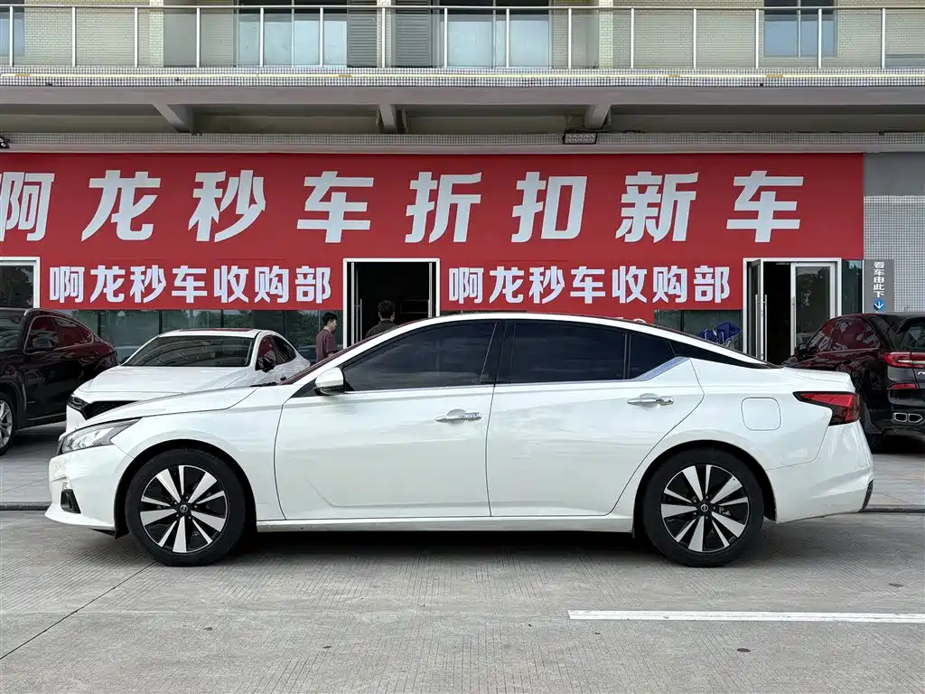 Nissan Teana — миниатюра 3