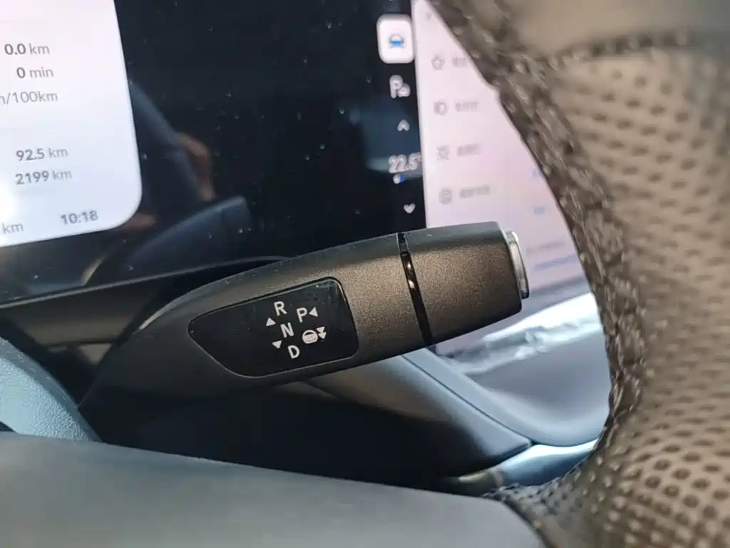 XPeng P7 — миниатюра 14