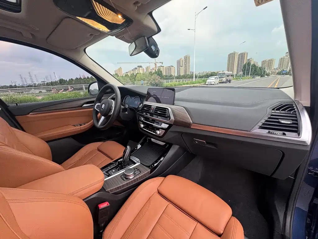 BMW X3 — миниатюра 24
