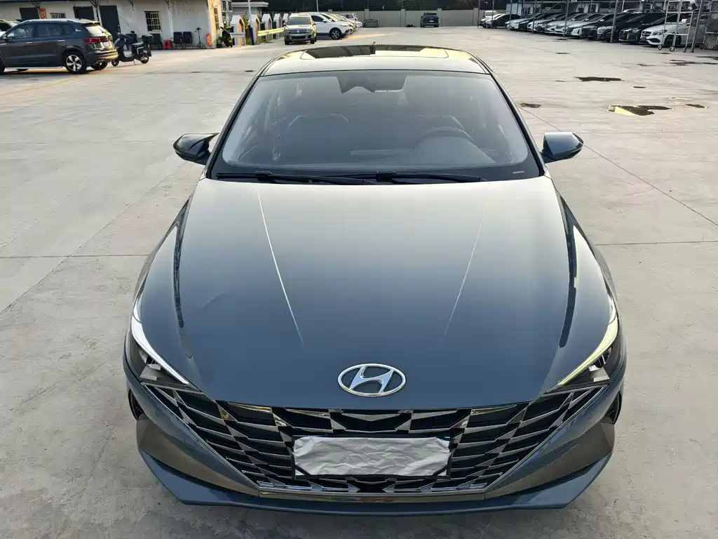 Hyundai Elantra — миниатюра 2