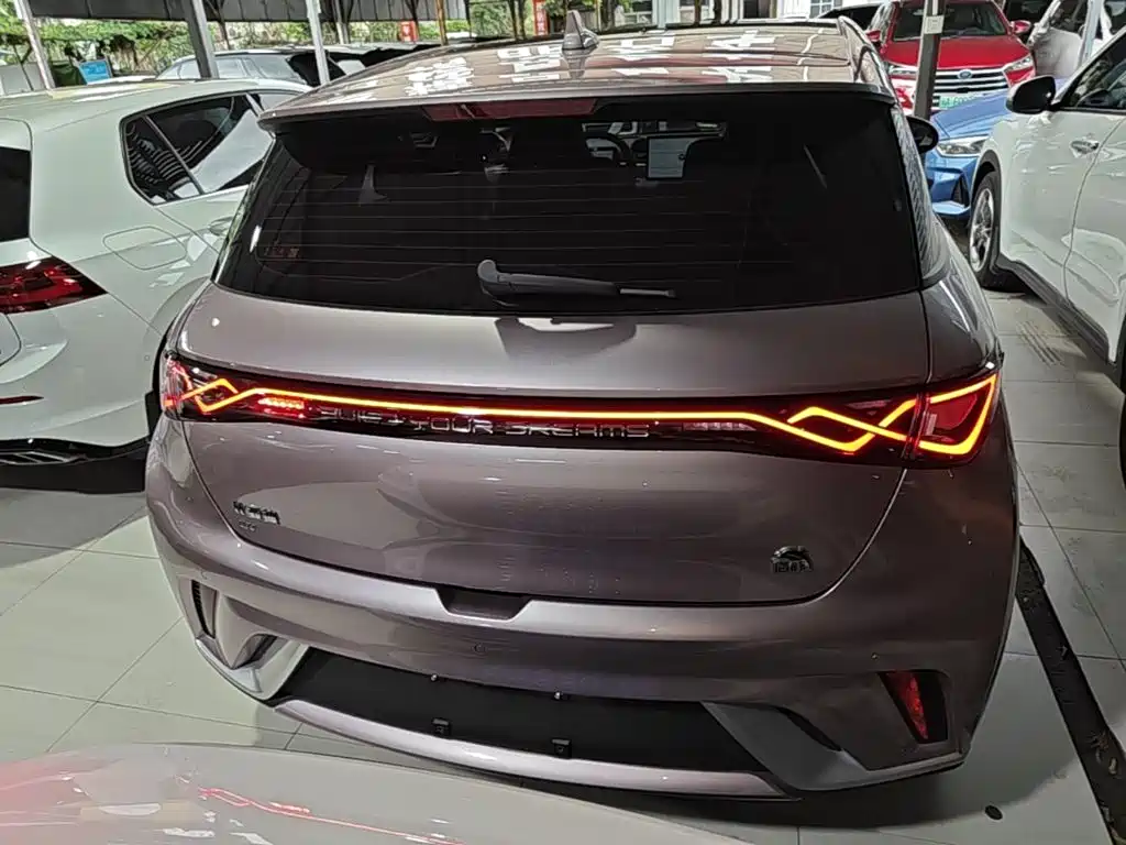 BYD Dolphin — миниатюра 6