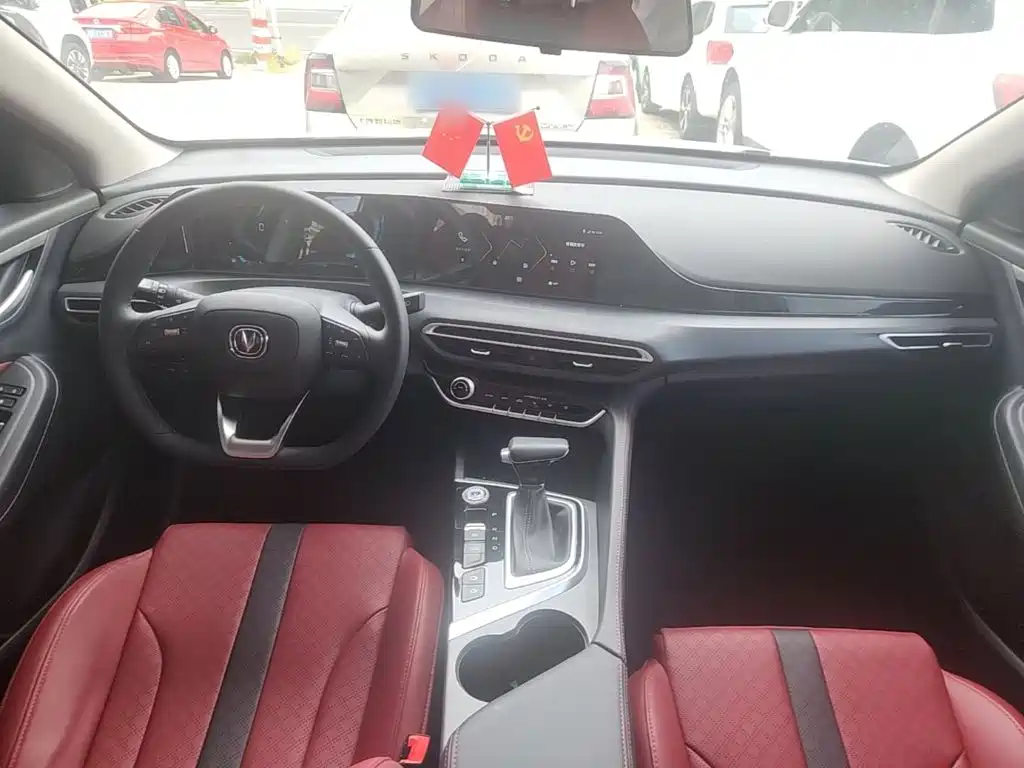 Changan Eado — миниатюра 10