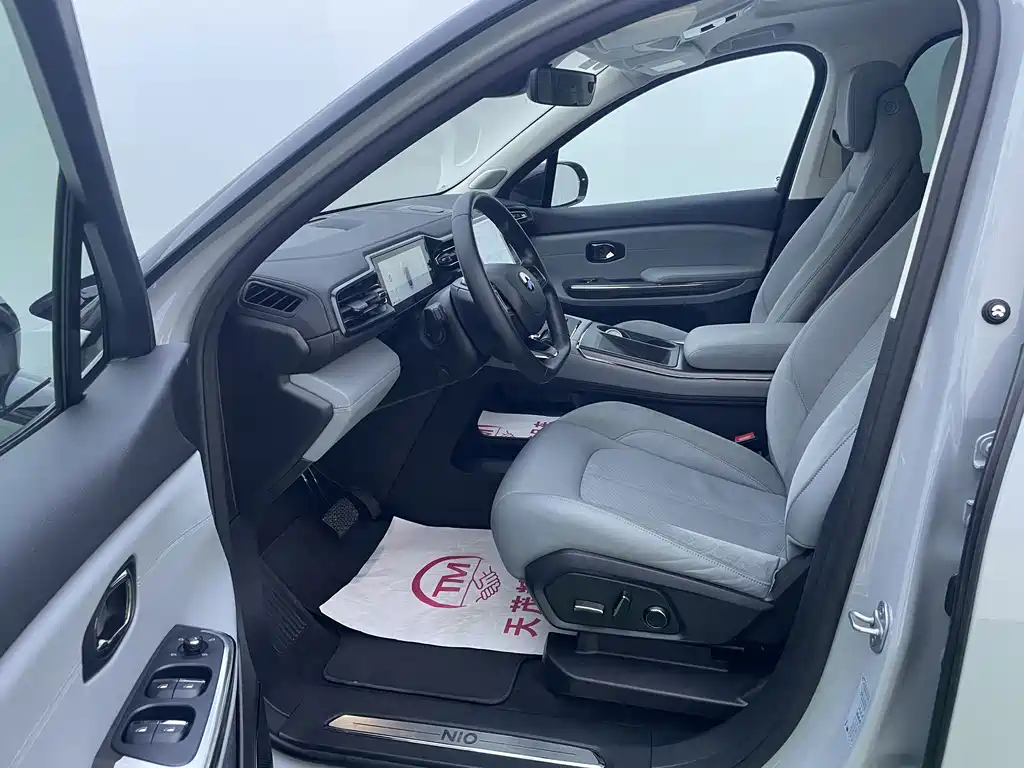 NIO ES6 — миниатюра 16