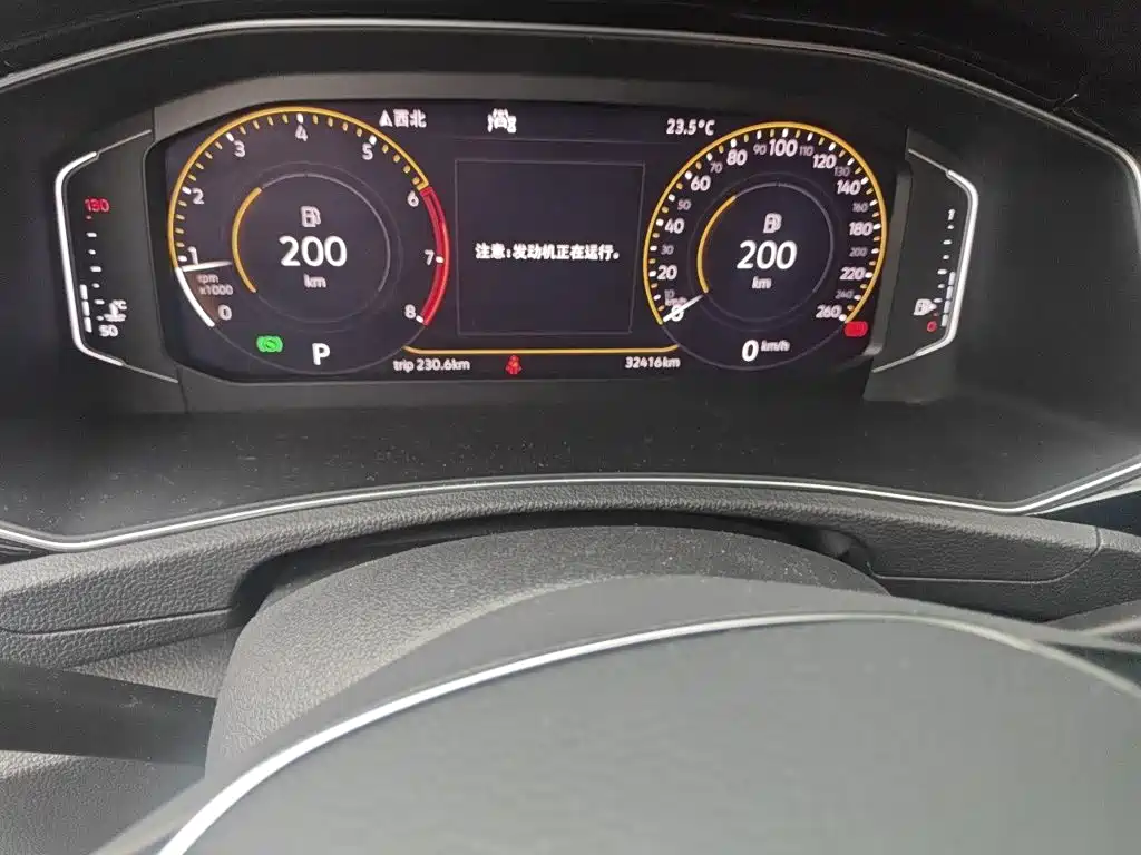 Volkswagen T-Roc — миниатюра 13