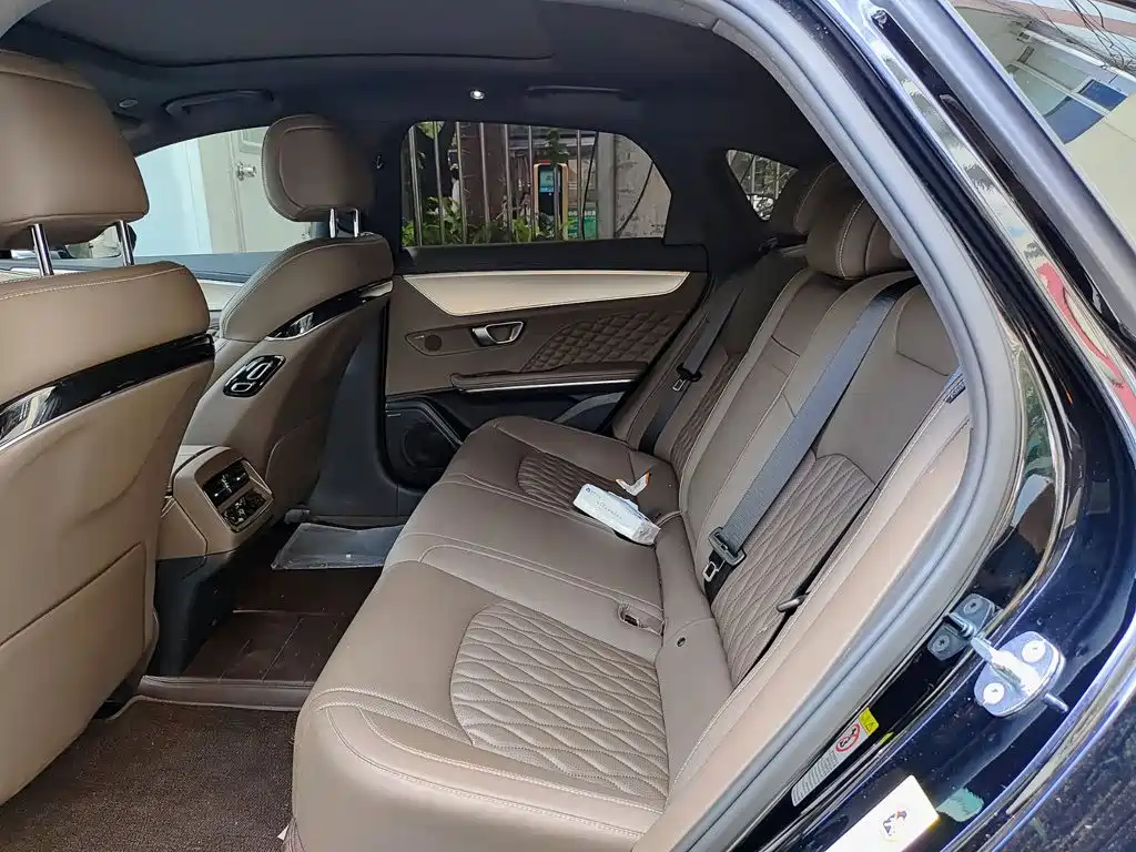 BYD Han — миниатюра 8