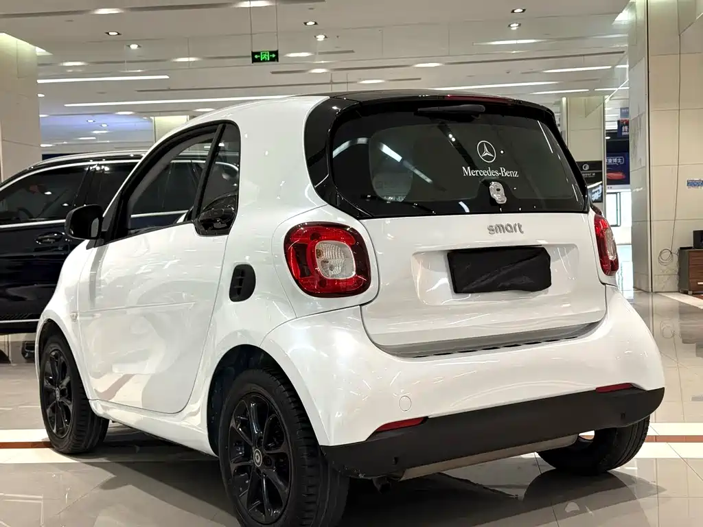 smart Smart Fortwo — миниатюра 9
