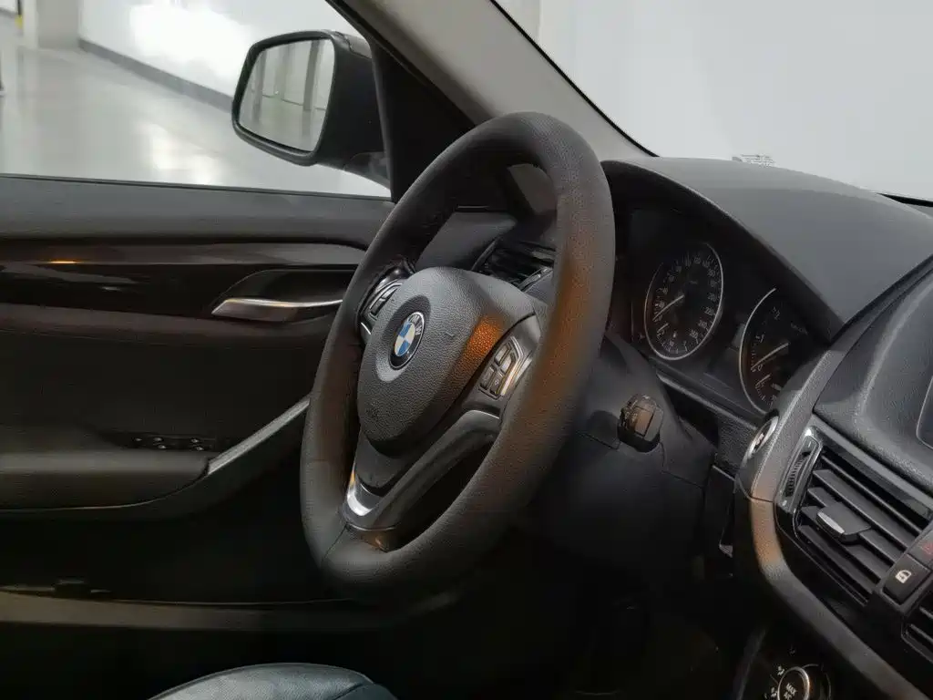 BMW X1 — миниатюра 22