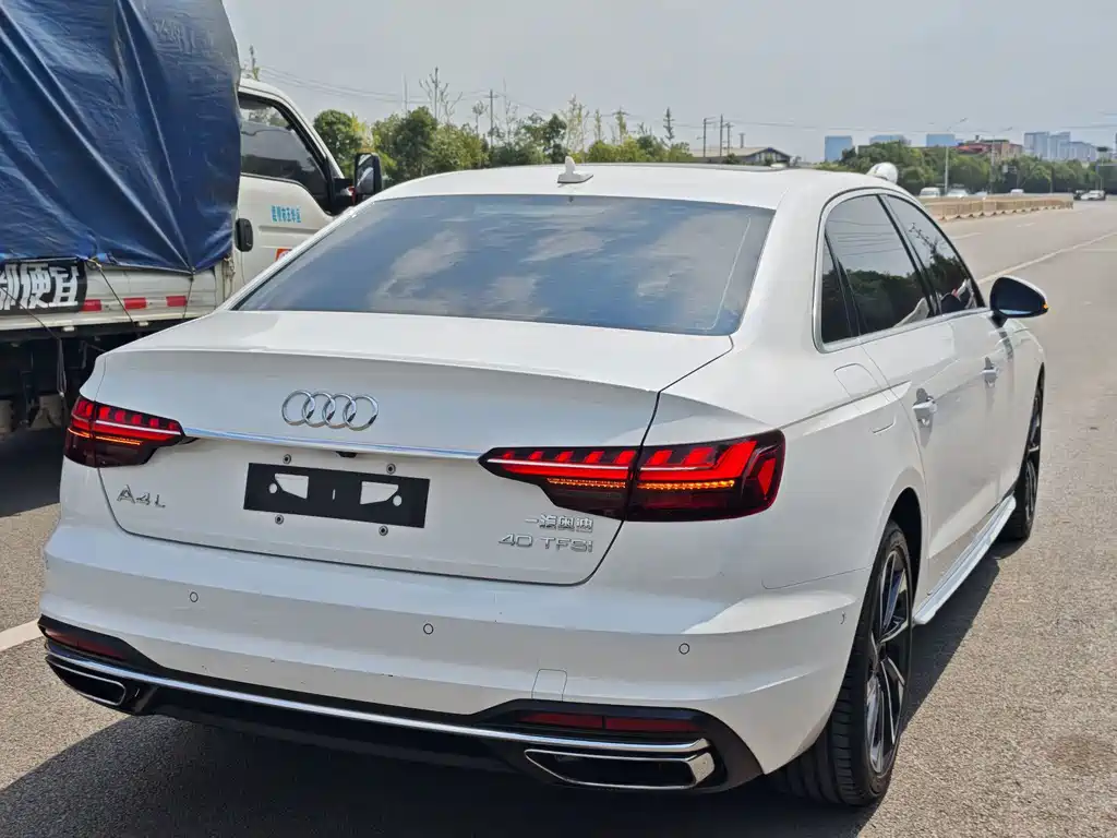 Audi A4L — миниатюра 8