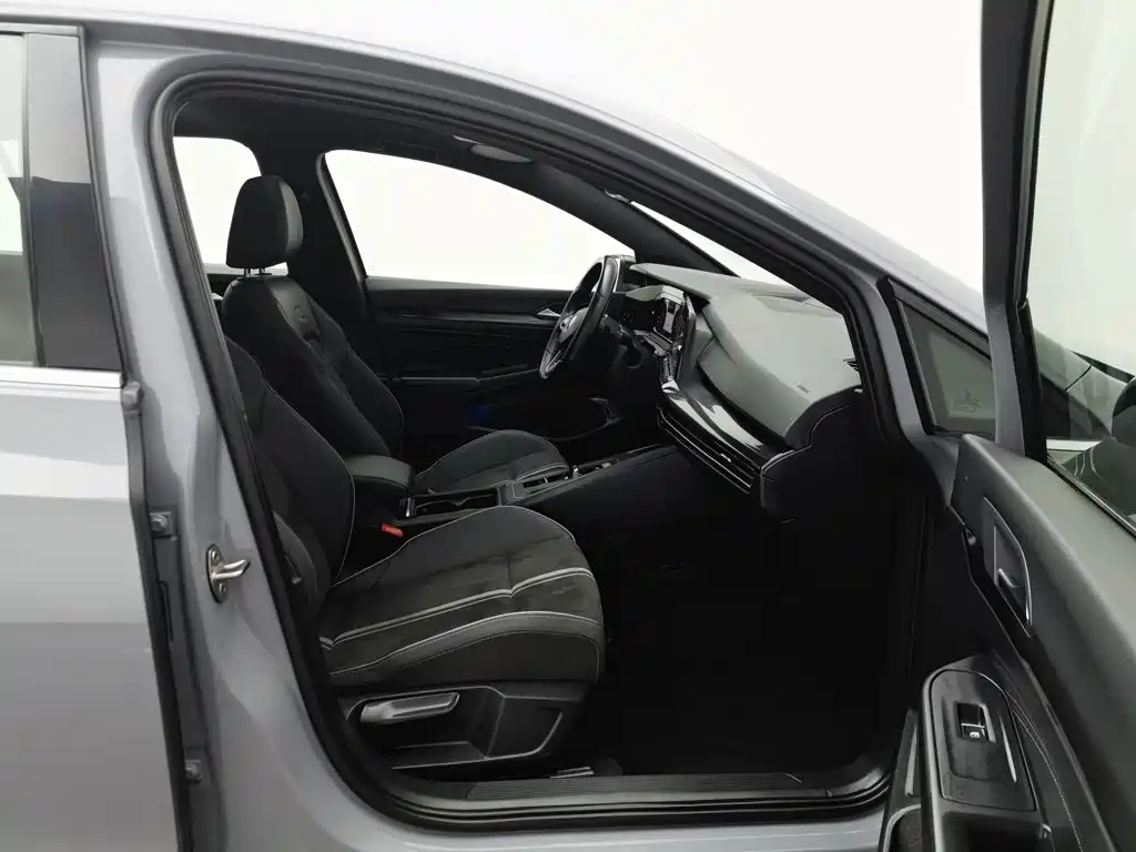 Volkswagen Golf — миниатюра 23