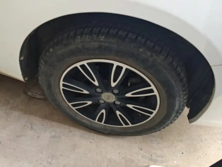 BYD F3 — миниатюра 6