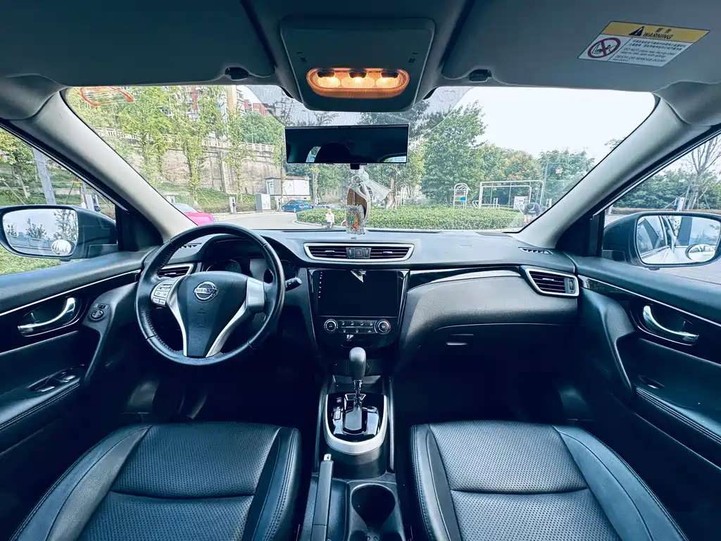 Nissan Qashqai — миниатюра 12