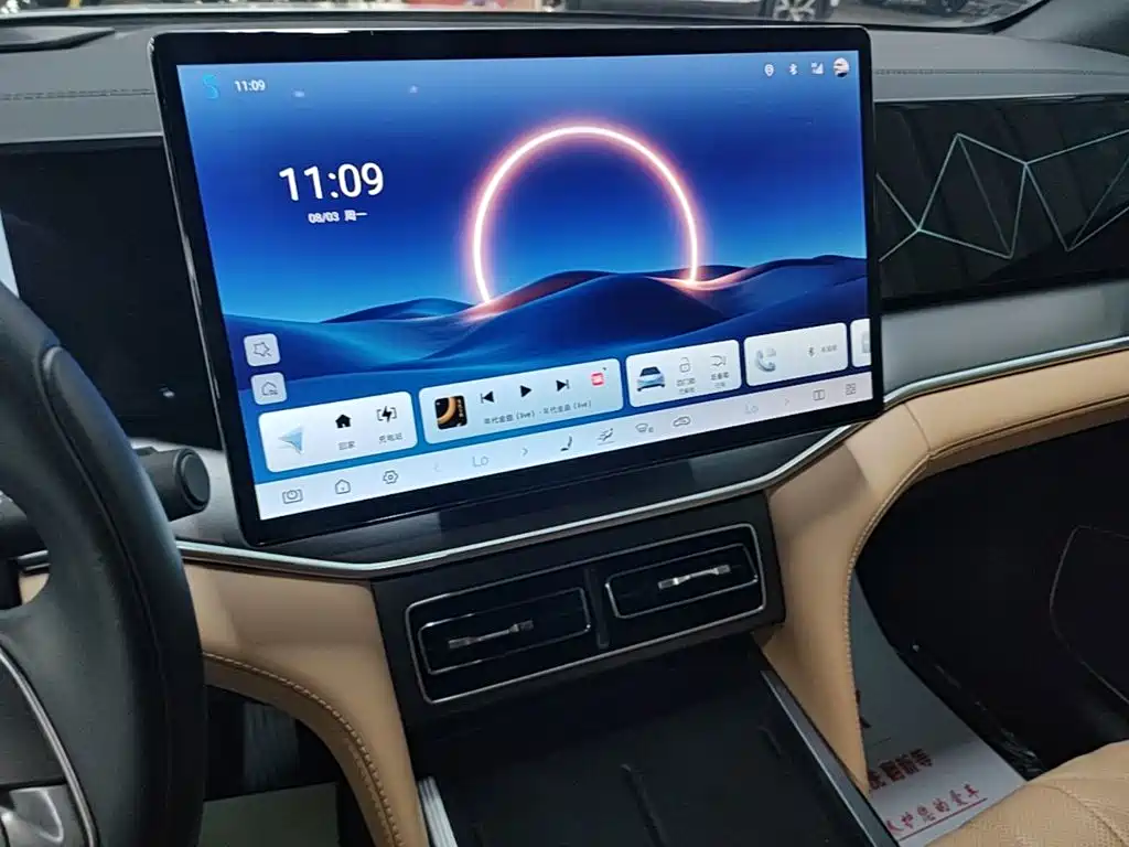 BYD L DM-i — миниатюра 13