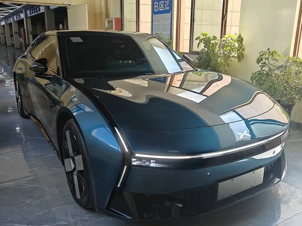 XPeng P7 — миниатюра 2