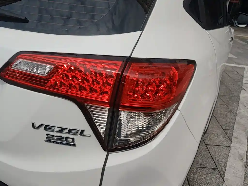 Honda Vezel — миниатюра 8