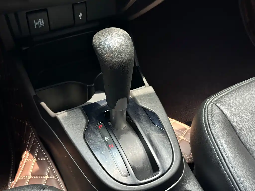 Honda Fit — миниатюра 25