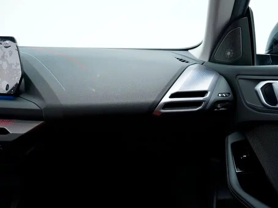 BMW 2 Series — миниатюра 18