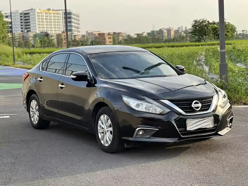 Nissan Altima 2016 2.0L XE Fashion