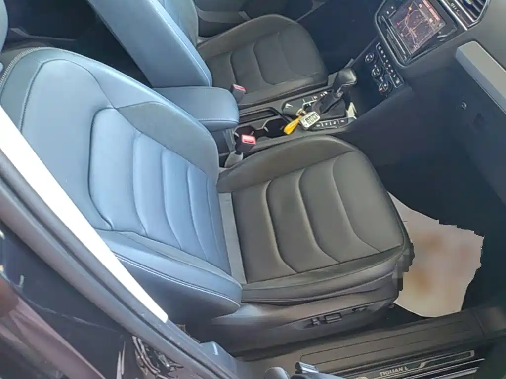 Volkswagen Tiguan L — миниатюра 25