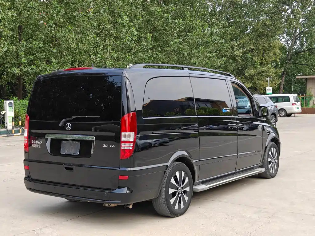Mercedes-Benz Viano — миниатюра 9