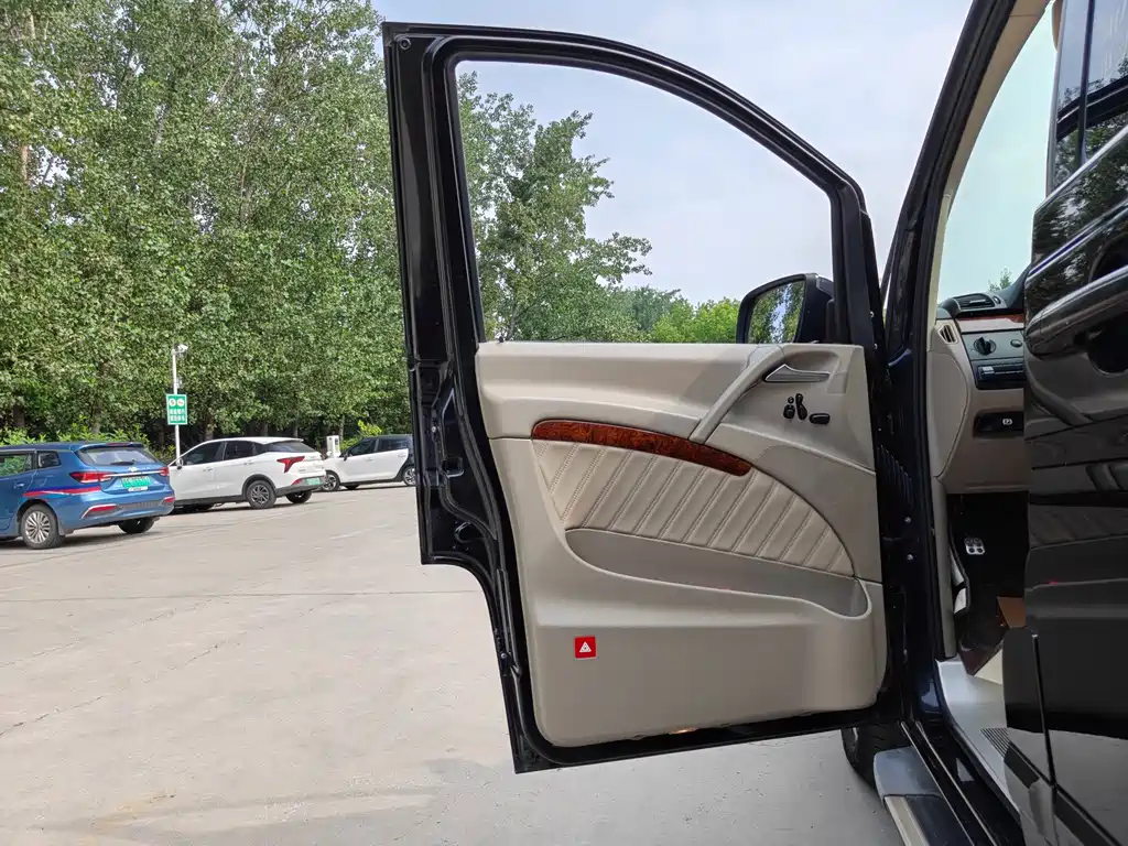 Mercedes-Benz Viano — миниатюра 15