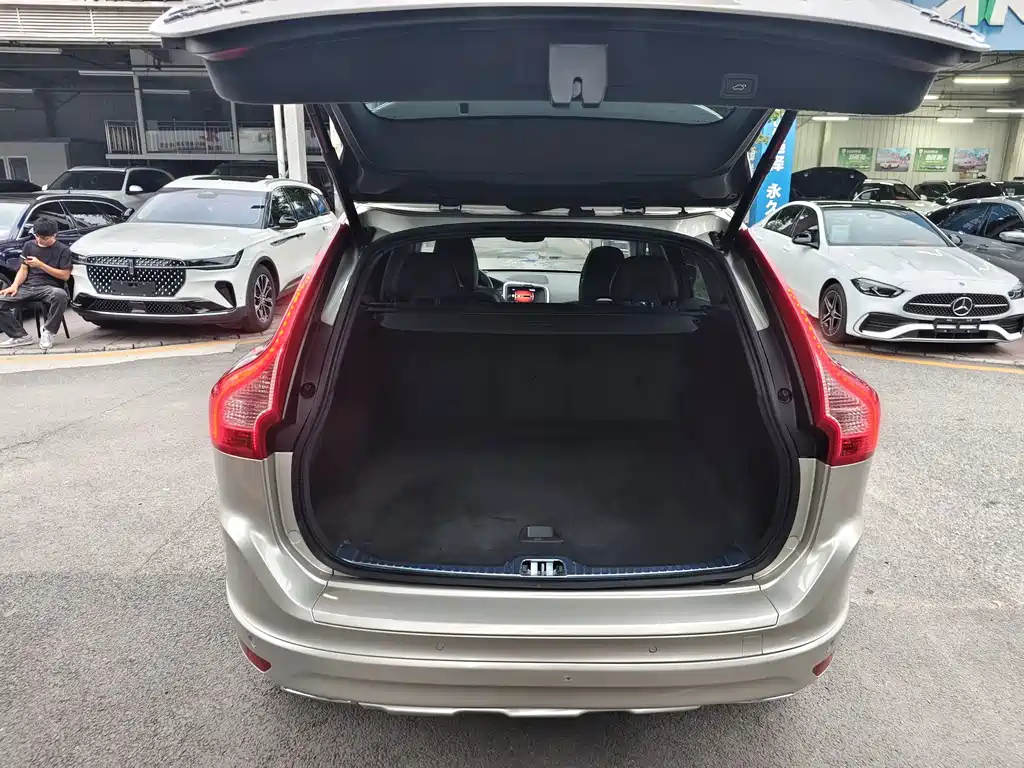 Volvo XC60 — миниатюра 18