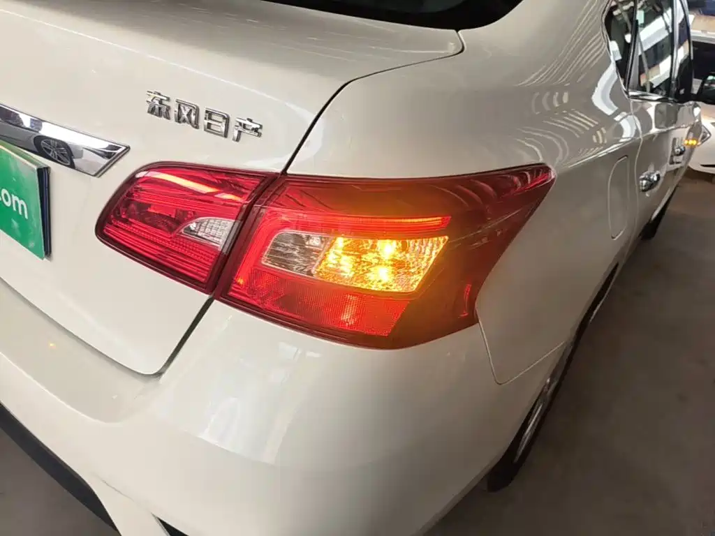 Nissan Sylphy — миниатюра 8