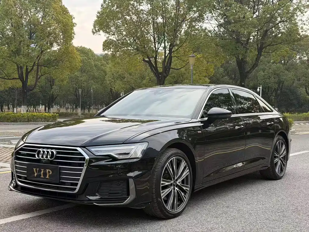 Audi A6L 2022