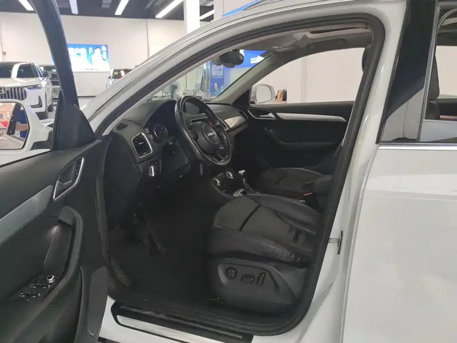 Audi Q3 — миниатюра 9