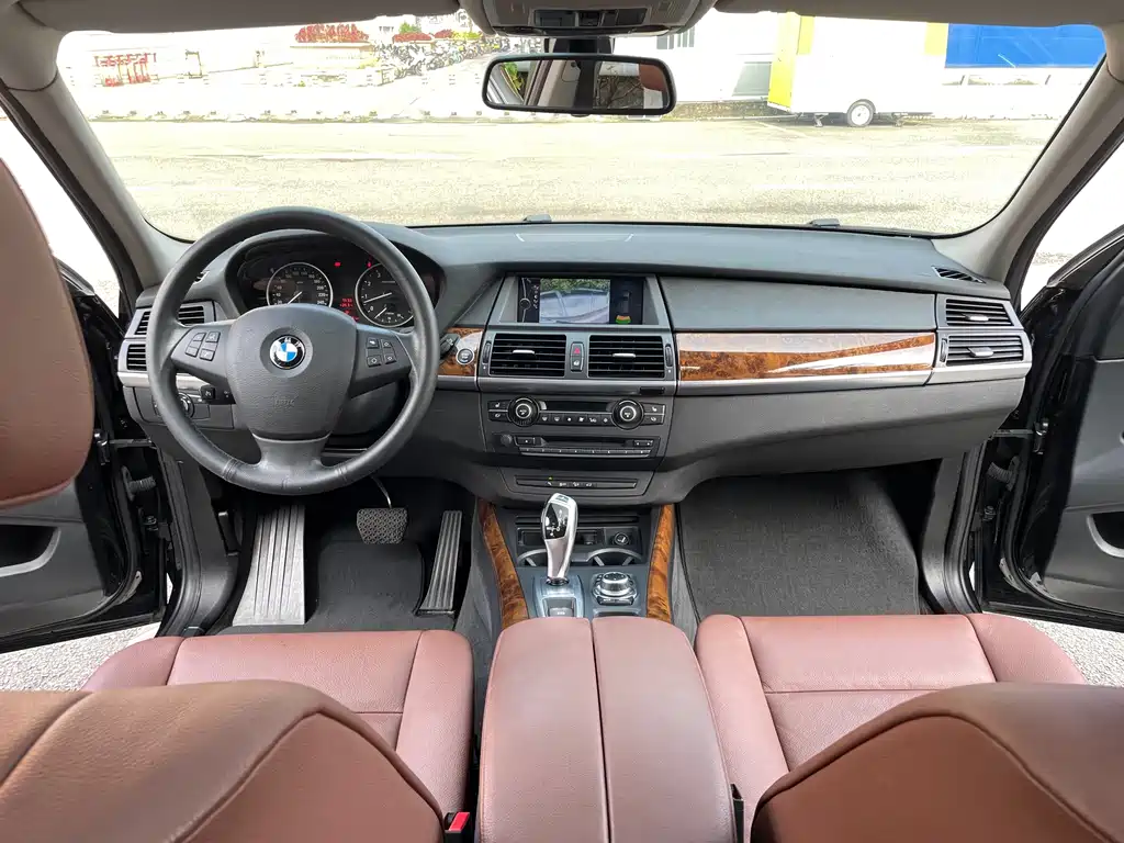 BMW X5 (Import) — миниатюра 8