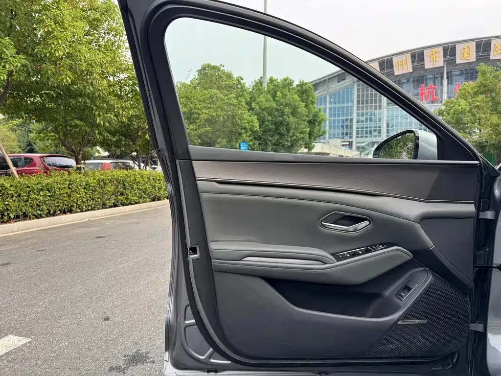 BYD Qin L — миниатюра 10