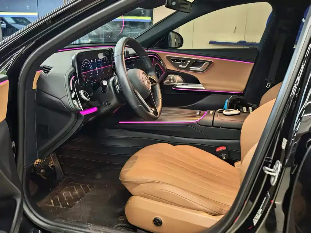 Mercedes-Benz E-Class — миниатюра 4