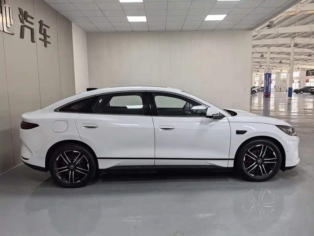 BYD Qin L L 2025 EV 545KM