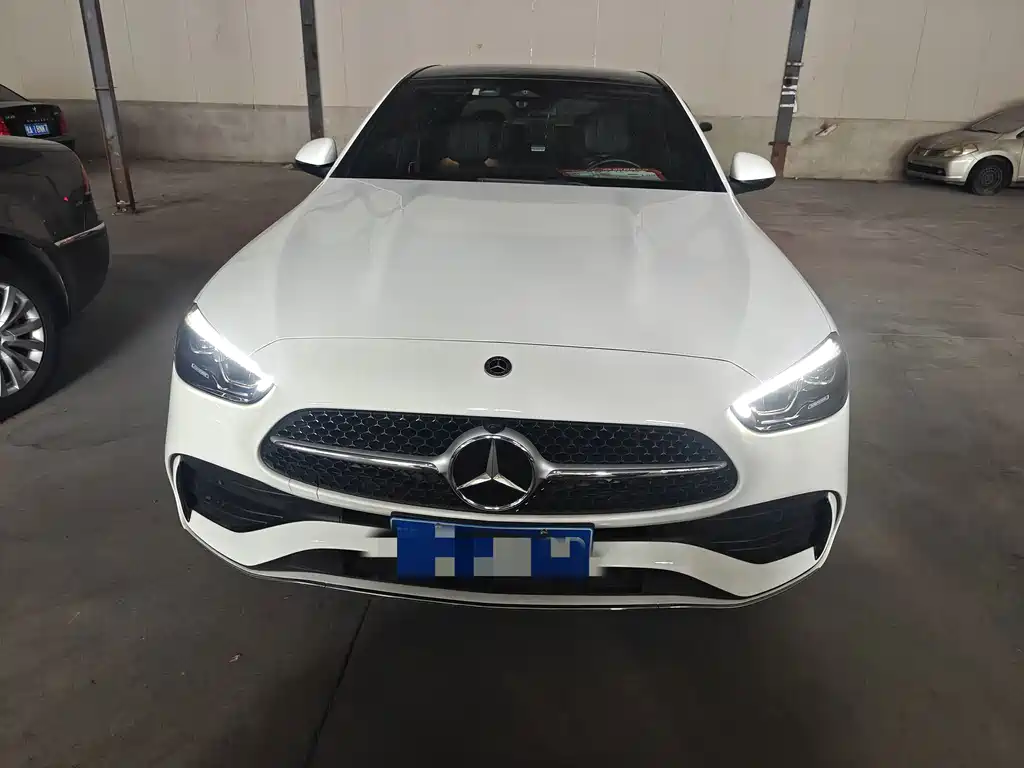 Mercedes-Benz C-Class — миниатюра 2