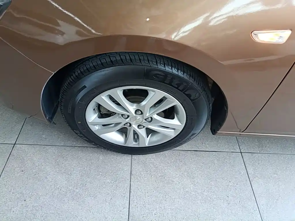 Chevrolet Cavalier — миниатюра 23