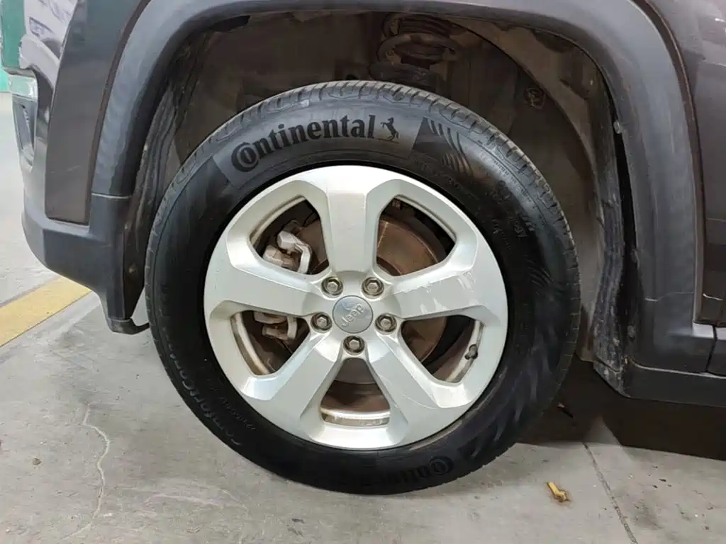 Jeep Compass — миниатюра 23
