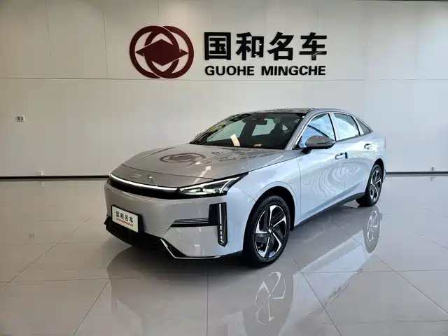 Geely Galaxy L6